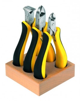 JEU DE 3 PCES SUR SOCLE...