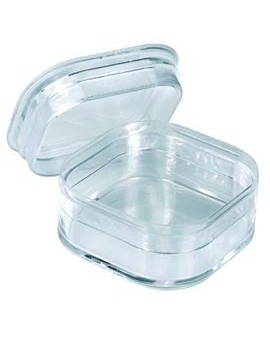 BOÎTE EN PLASTIQUE À...