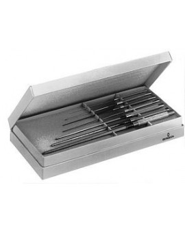 ASSORTIMENT DE 7 ALESOIRS A...